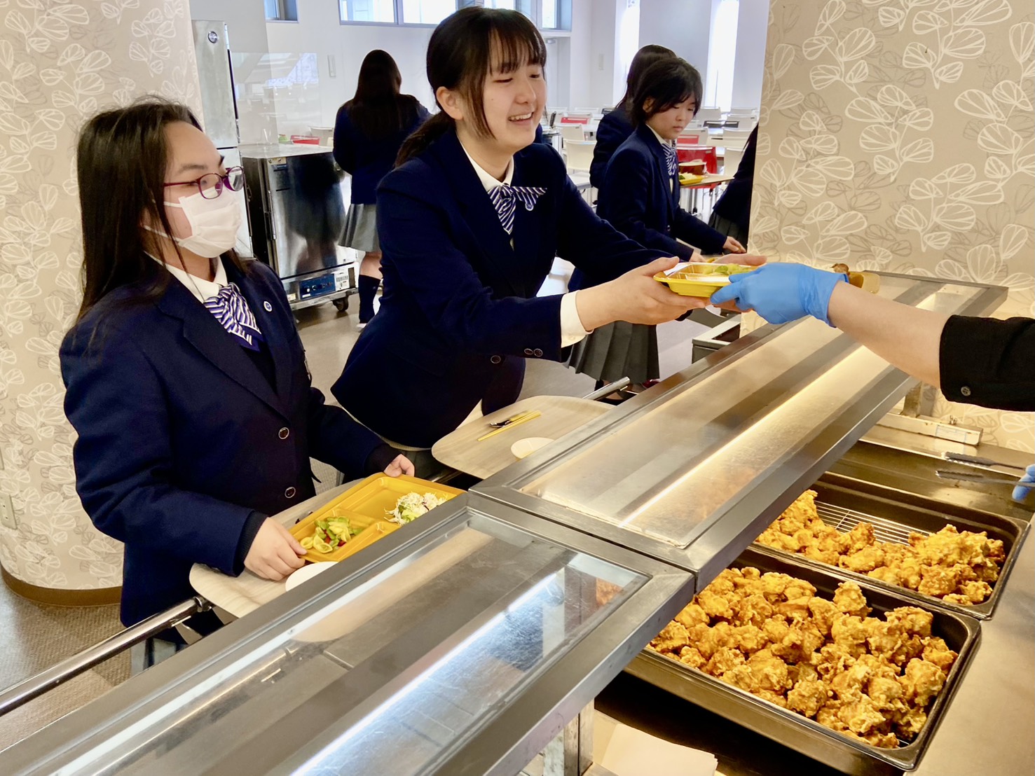 堺リベラル高校　スクールランチ