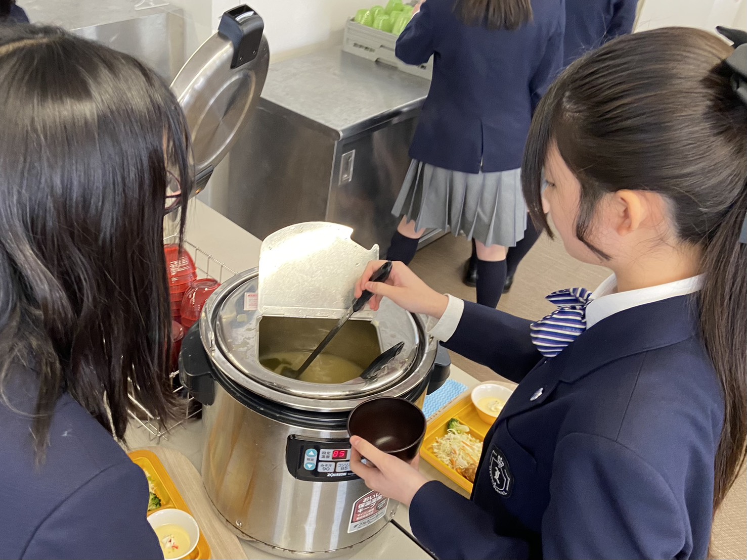 堺リベラル高校　スクールランチ