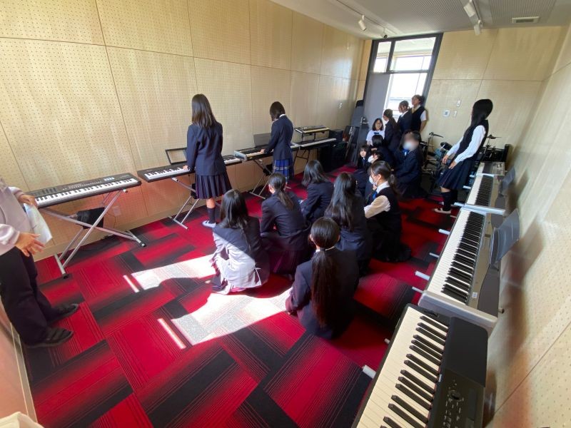 堺リベラル中学校　新校舎内覧会